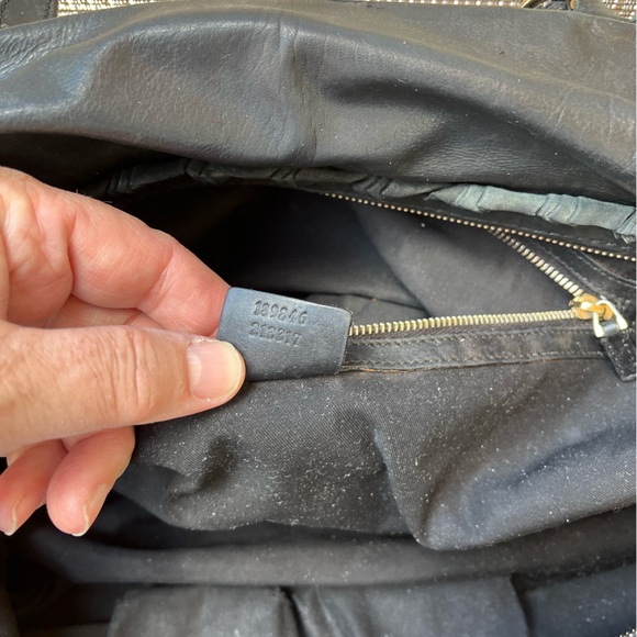 GUCCI LADIES SABRINA BOSTON BLACK RUFFLE TOTE BAG - Picture 13 of 17